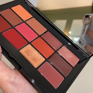 Bobbi brown university lip palette 12 colours